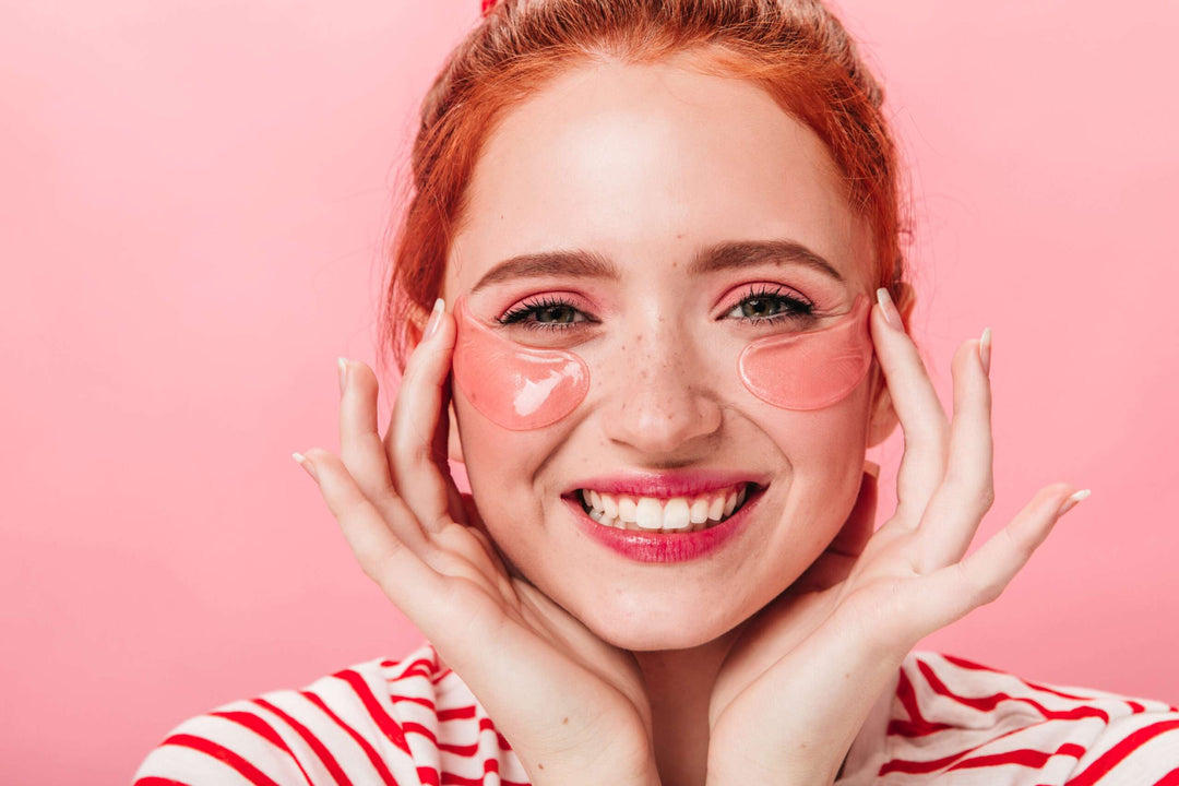 lavislash-lash-extension-applying-strawberry makeup look- c curl lashes-girl-supplies-wispy-anime-color